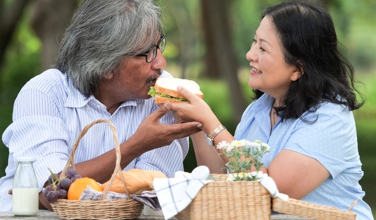 Healthcare and the Sandwich Generation Healthcare and the Sandwich Generation